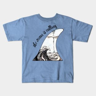 The ocean is calling Kids T-Shirt